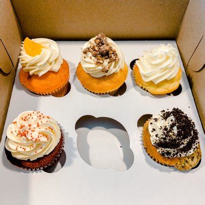 desserts by dana cupcakes|dana cupcakes newark delaware.